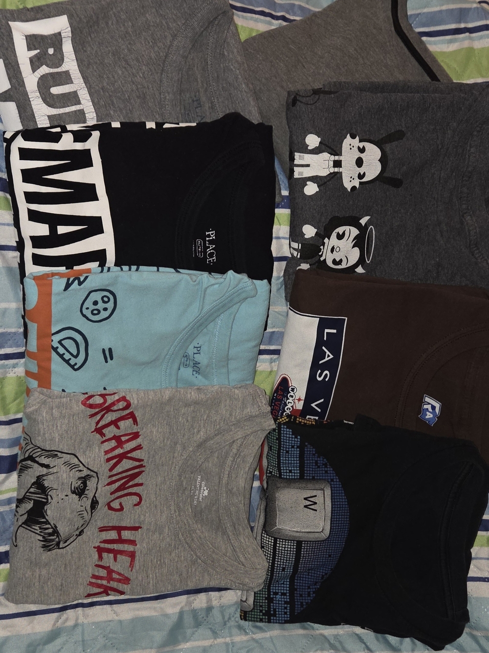 Mixed Boys' Graphic T-Shirt Bundle - Grey, Black, Teal, Brown